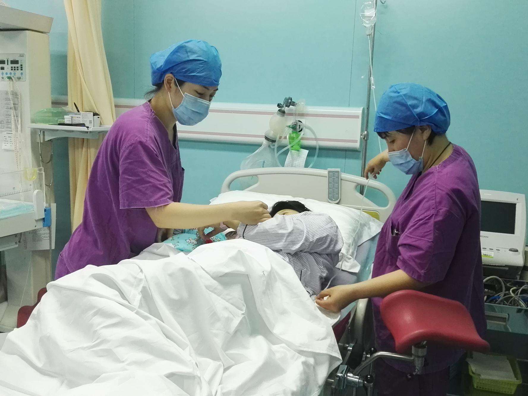 翁帆和杨振宁结婚之前啥关系,翁帆和杨振宁结婚是什么原因