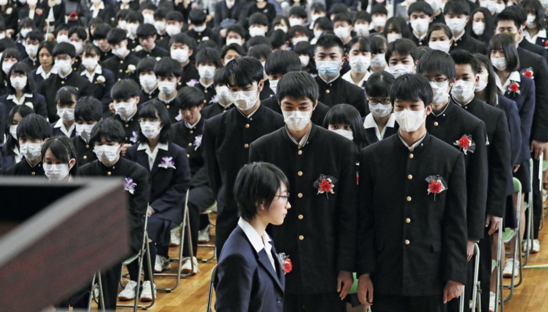日本“慢半拍”的疫情防控