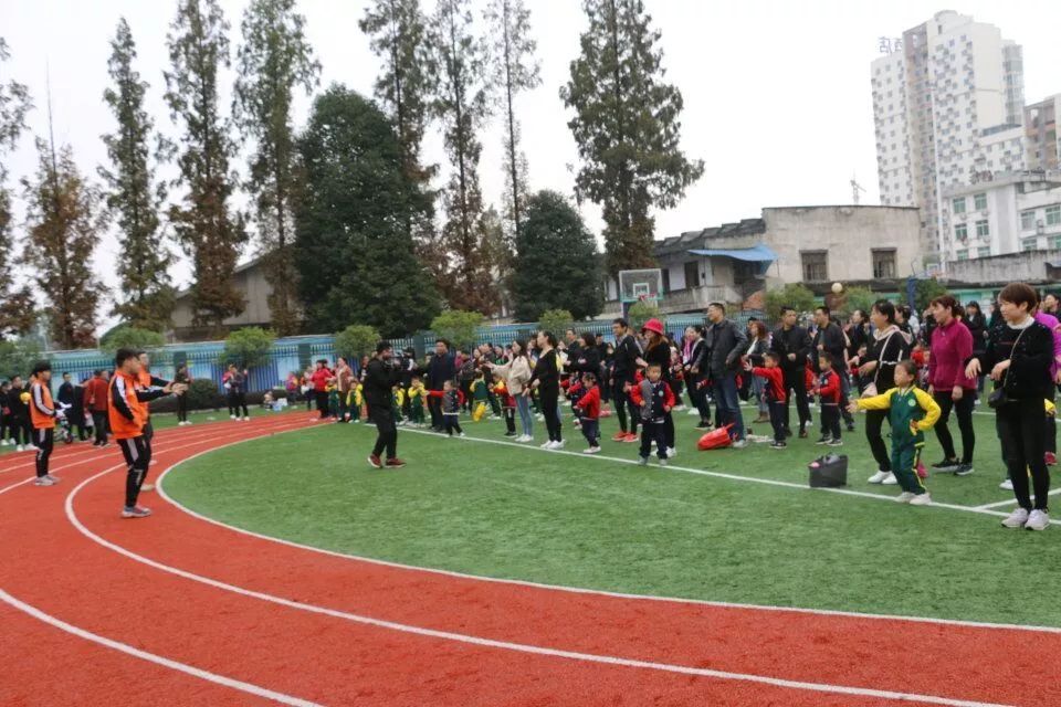 东升高沙幼儿园趣味运动会,南鹰幼儿园趣味运动会