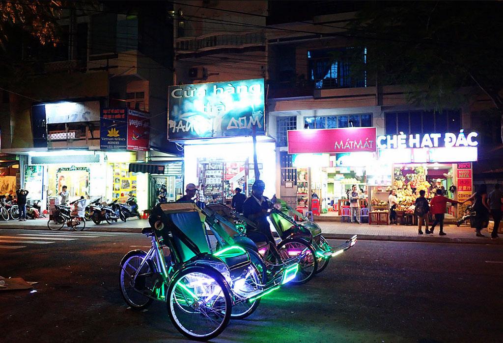 芽庄旅游攻略美食,芽庄旅游攻略婚纱摄影