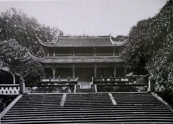我爷爷的爷爷眼里，宽窄巷子武侯祠是啥样的？