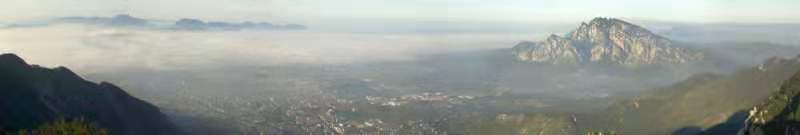 深山小城,深山里藏的小镇