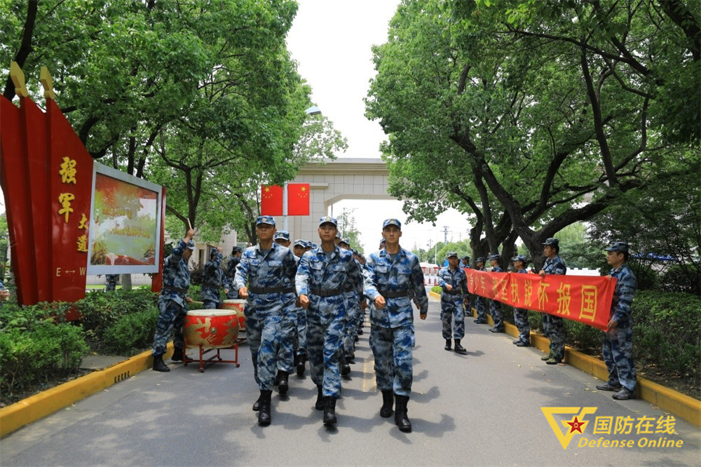 新兵怎么快速适应,如何尽快适应新兵体能训练