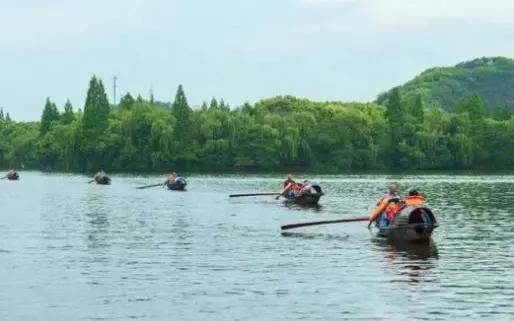 被称为沪上传奇校长，她说出了这所学校在三年内成为黑马的原因