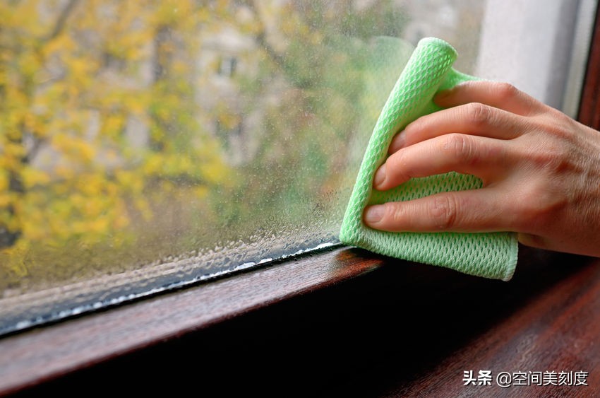 墙上顽固的霉菌怎么处理,怎么清除霉菌生活小妙招