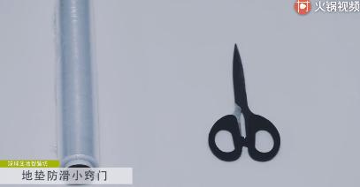 地垫下面放什么能不滑,地垫怎么铺才正确