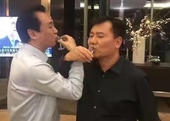 张近东卸任苏宁董事,苏宁张近东现状