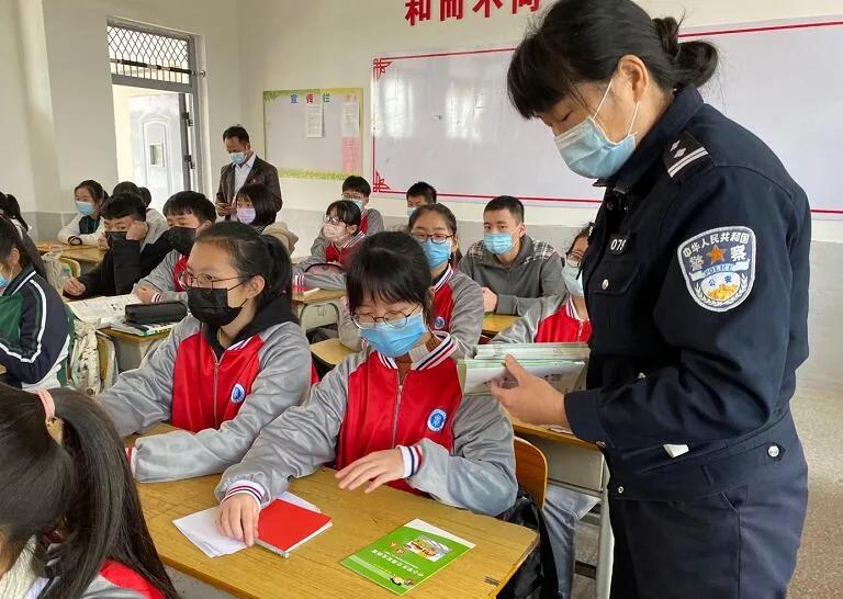 璧ｅ窞濂冲瓙缃戠粶鍒峰崟,璧ｅ窞缃戠粶鍒峰崟妗堜緥