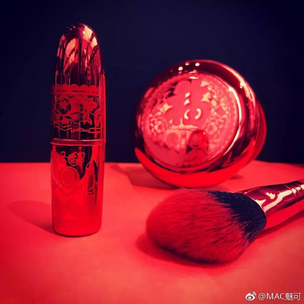 美宝莲限定口红,美宝莲新年口红