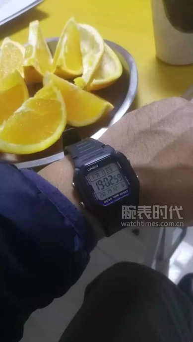 表友晒运动表，最后一个扎心了