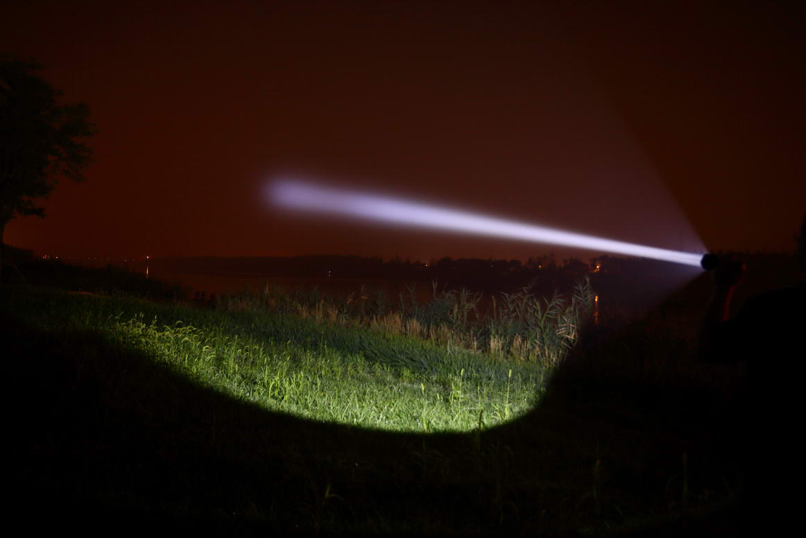 千米金箍棒OLIGHTWARRIOR武士XTurbo评测超级远射桶评测