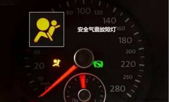 仪表盘怎么看点拨灯和警告灯亮,仪表盘上的点拨灯都起什么作用