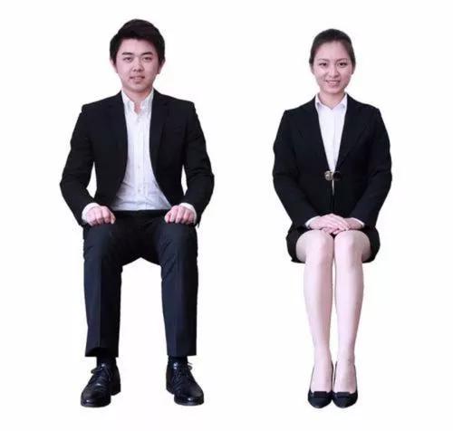 “立、坐、走”，彰显着文明风貌