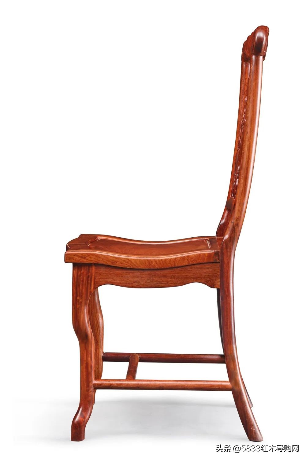 轻奢新中式红木餐桌最新款式,红木餐桌配什么好吃又实惠