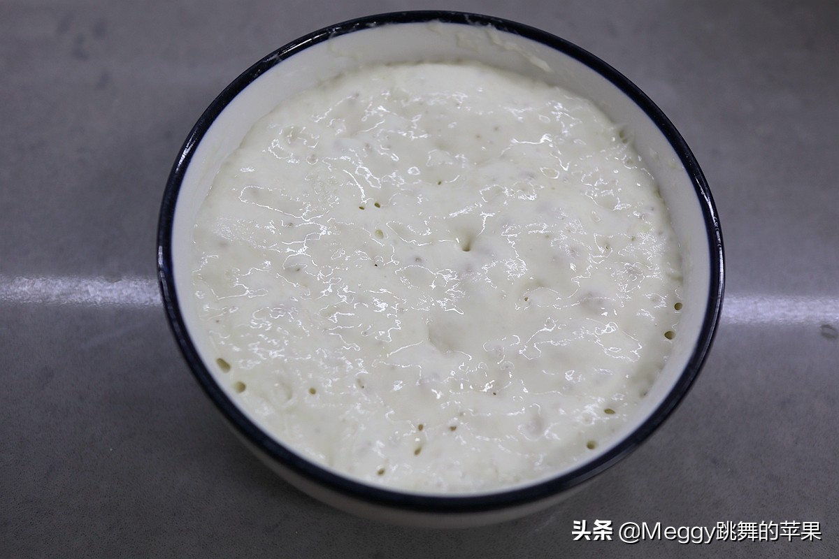 天热吃这种面包，烤1炉吃2天，黑米软欧中加这料，儿子直夸好吃