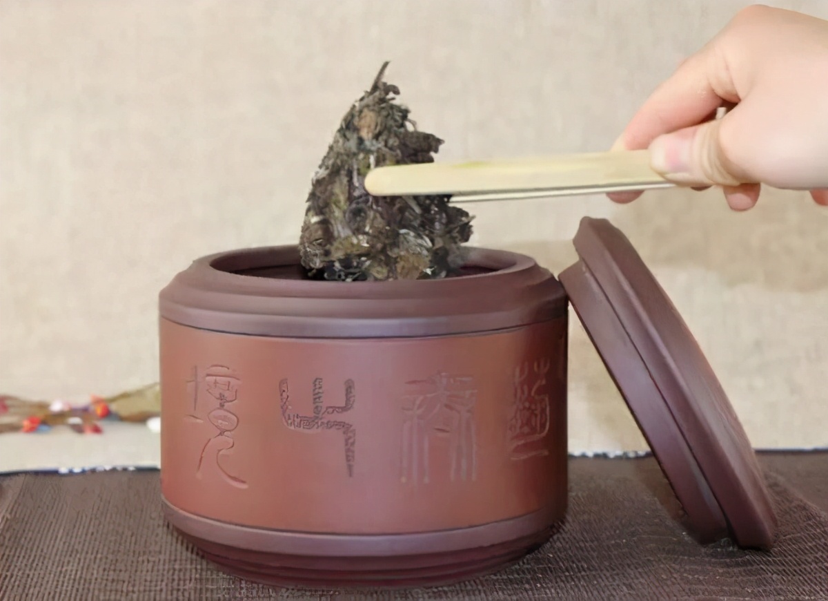 普洱茶叶保管的正确方法,普洱茶叶怎么保存是冷藏还是冷冻