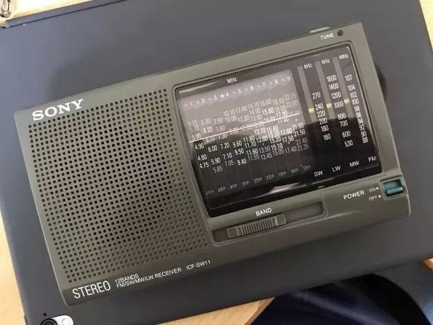 伴我成长的那些品牌短波收音机：索尼、三洋、德生、根德、真力时