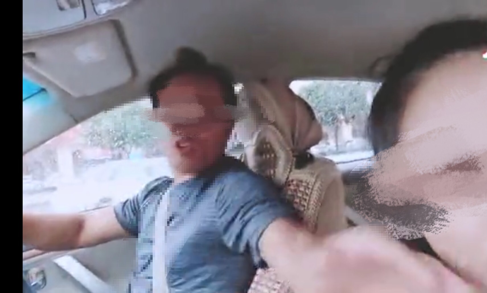 北海一司机打女游客,北海女司机打游客
