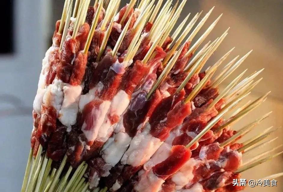 在家用啥可以烤羊肉串,没有烤炉如何自烤羊肉串