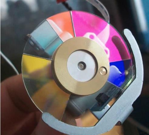 为什么投影仪那么贵,为什么投影仪价格差别那么大