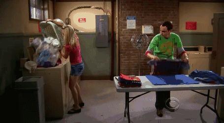 躺着都能洗衣服！国人变态黑科技，一泡，衣服自己就干净了