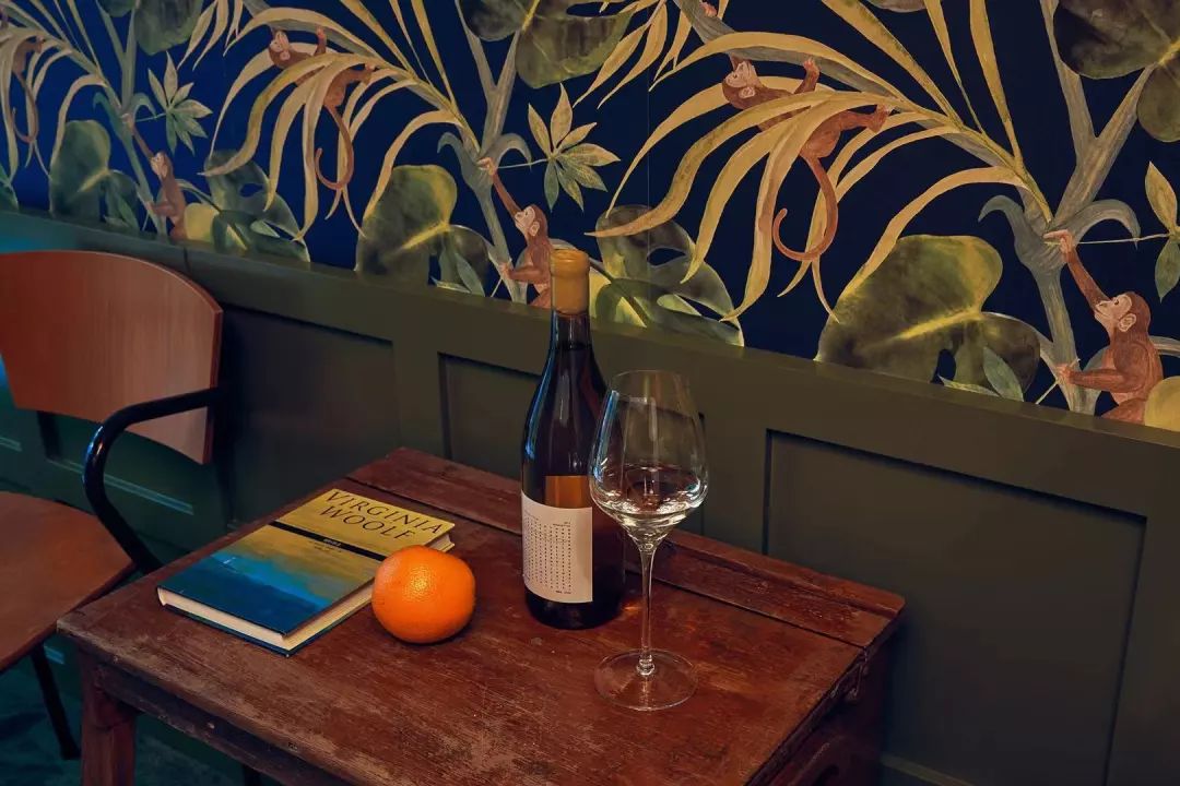 进公寓买设计品，到邮局逛百货店，这三家潮铺我真的摸不透