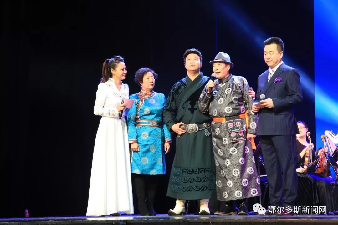 伊里奇独唱鄂尔多斯,伊里奇独唱乐曲会