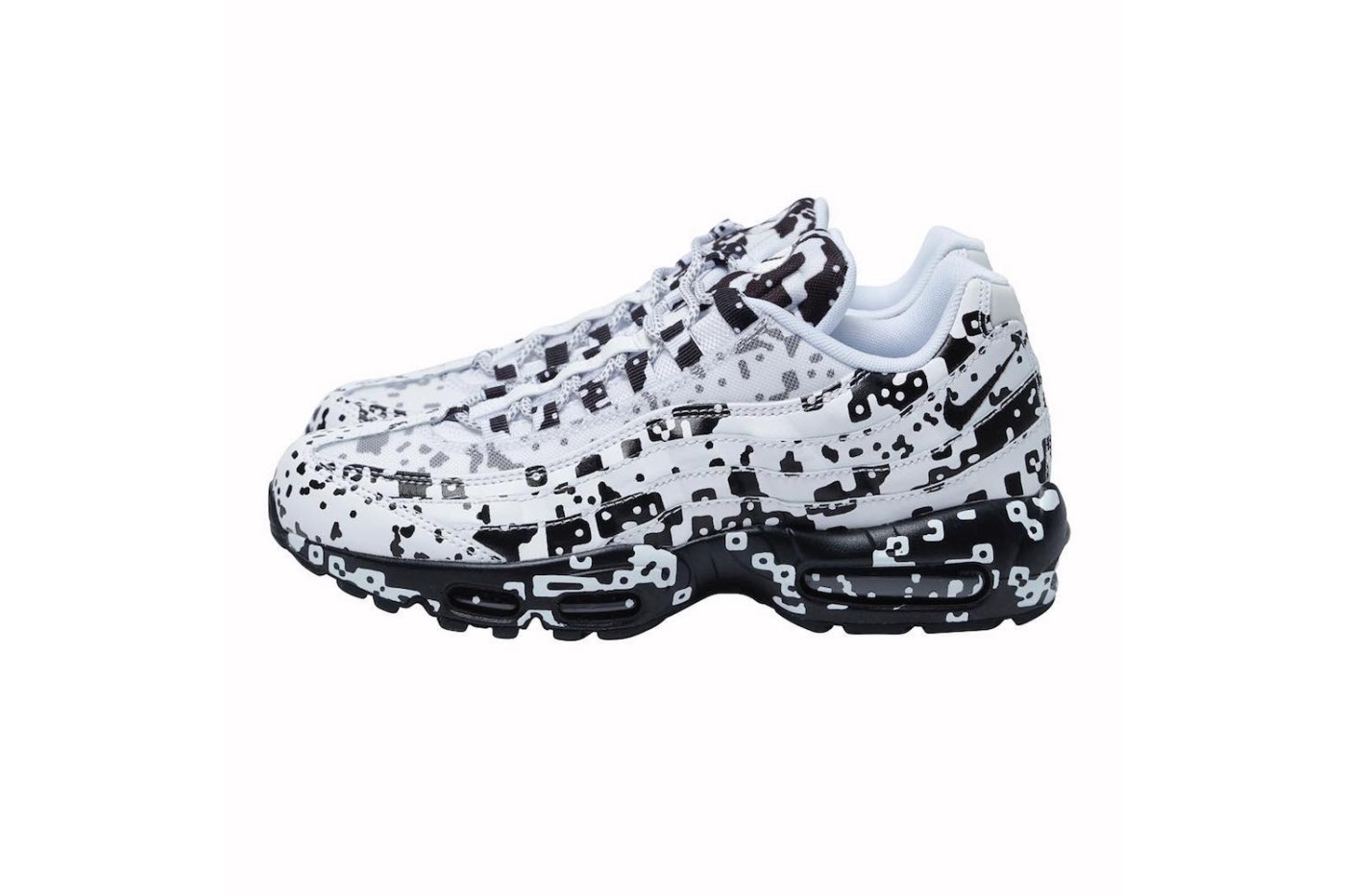 nike和cavempt联名外套鉴定,cavemptxnike联名款