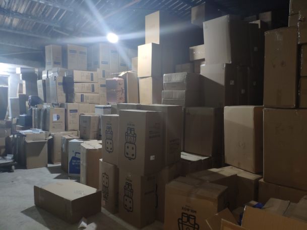 打折名牌包包是真的吗,一百块钱正品包包是真的吗