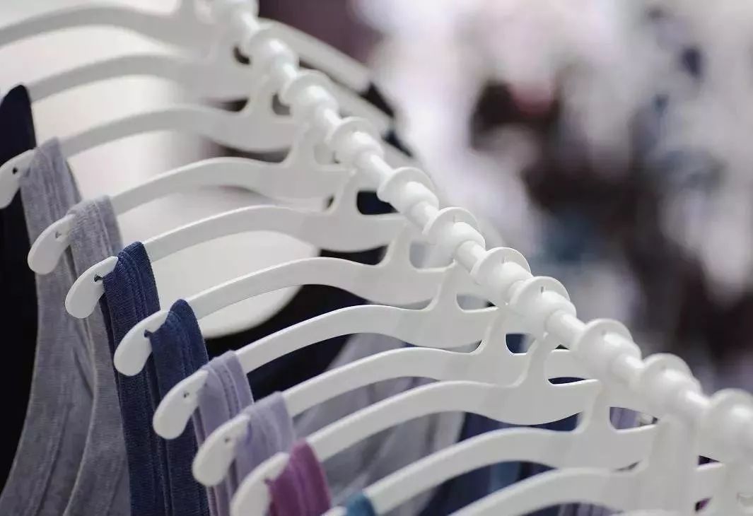 2000000家服装店“被革命“的前因、出路