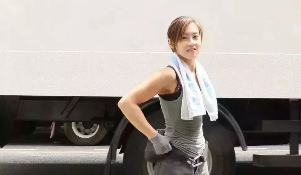 香港最美搬运工罗拉结婚没,香港最美搬运工罗拉