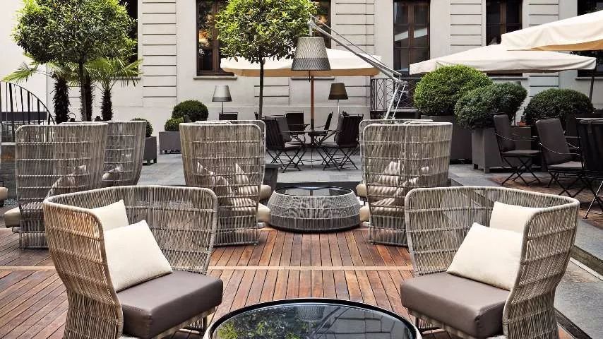 一次性住酒店,入住4000一晚的宝格丽酒店