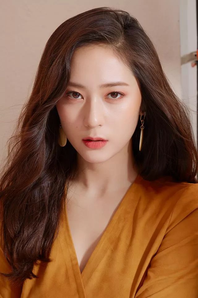 郑秀晶有颜值有腹肌,郑秀晶发福变胖为什么