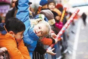如何让孩子清晰的认识阶层,孩子身上泄漏着父母的认知阶层