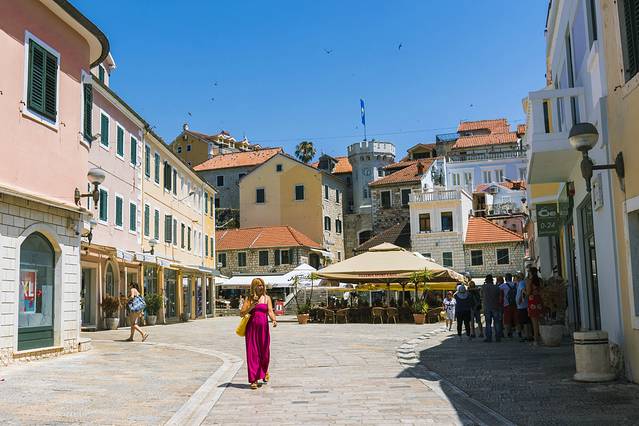 塞尔维亚诺维萨乐曲节,塞尔维亚7月乐曲节时间