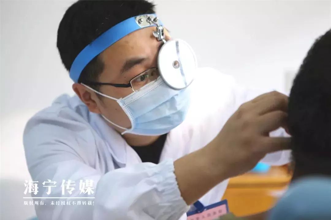 儿童被声音震聋,13岁女孩被震聋