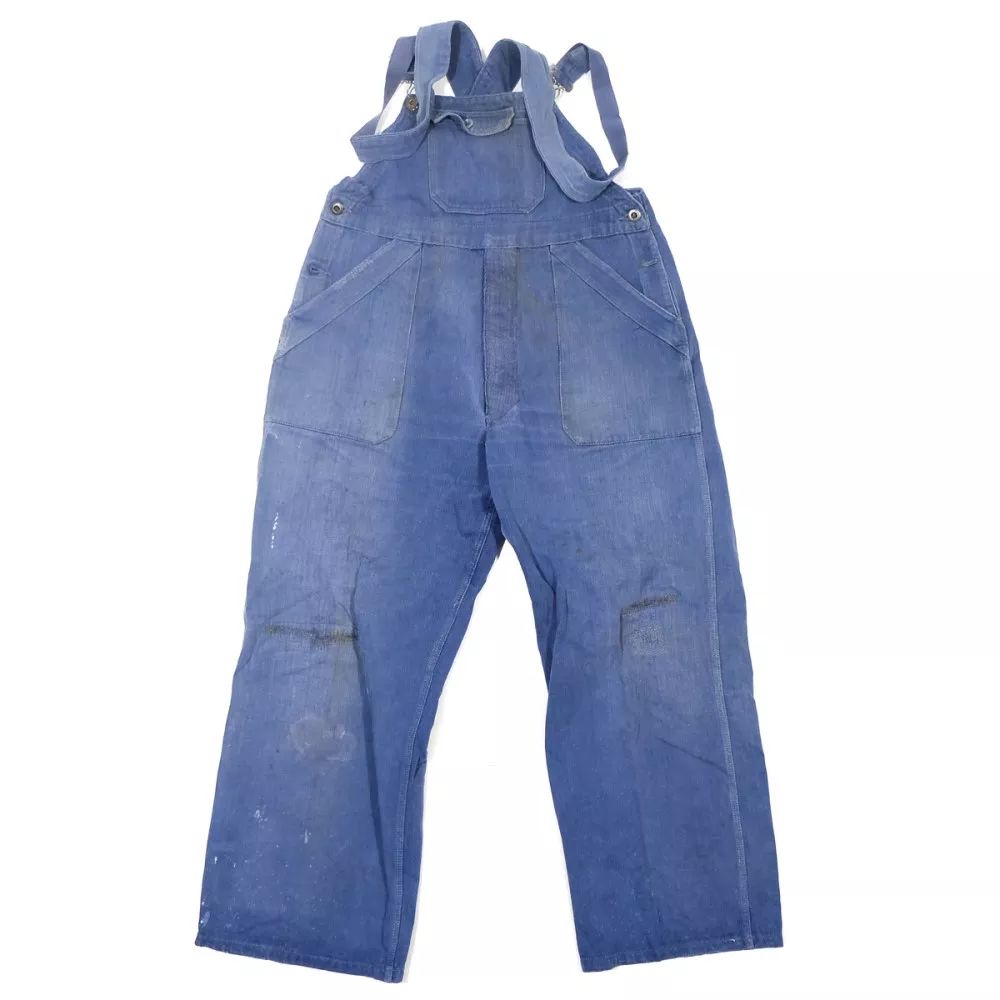 推荐女生穿的背带裤,敢穿背带裤的女孩