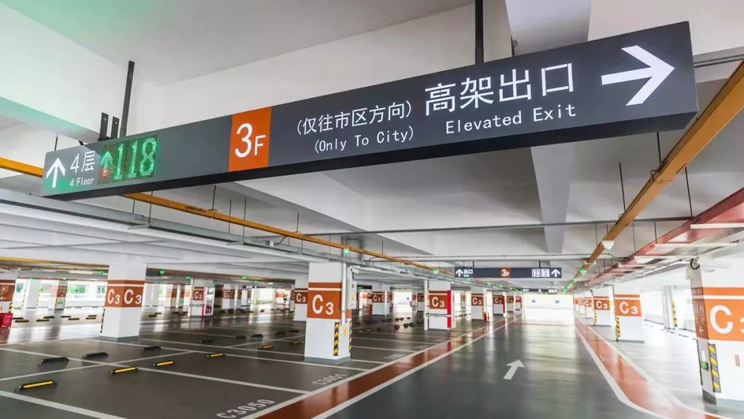 春运温暖回家路感动旅途人,春运路上温暖回家路