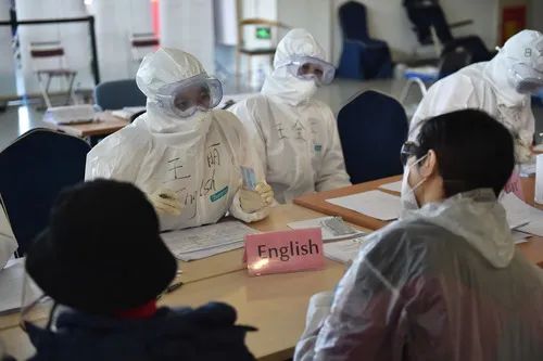 拒不配合防疫规定可能被拘留,拒绝隔离治疗会判刑吗