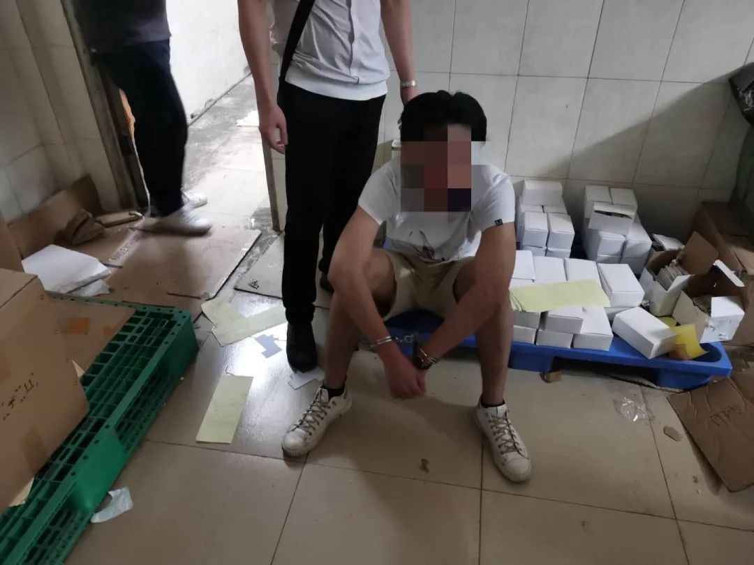 名牌香水便宜卖,大牌正品香水小样骗局