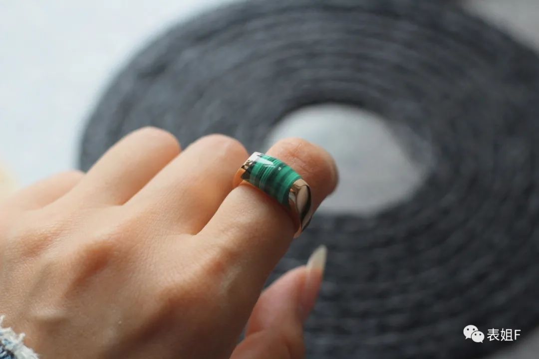 宝格丽入门级首饰盒,宝格丽白贝母小扇子首饰盒