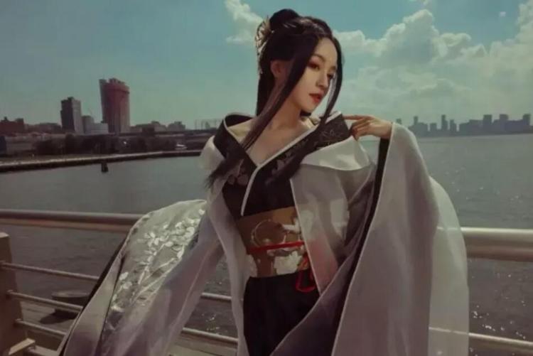 为什么感觉现在的游戏好无聊,为什么现在的游戏一点也不好玩
