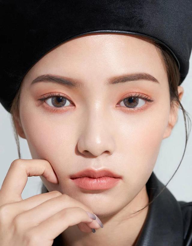 韩国低调灰色妆,南韩单眼皮妆