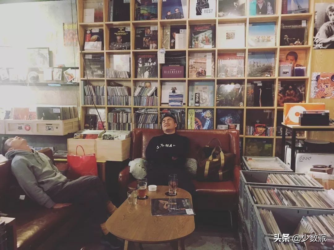 除了QQ乐曲、网易云乐曲，这10个网站也能让你免费找到好歌