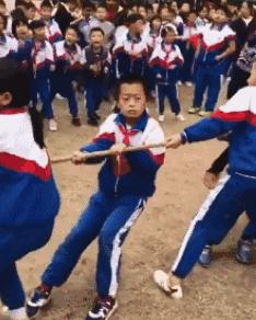 “哎……我怎么有点晕啊？”哈哈哈哈哈让人笑岔气的45个搞笑动图