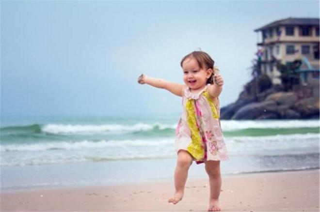 女生喜欢宅在家是什么脾气,出去玩和宅在家的孩子有什么区别