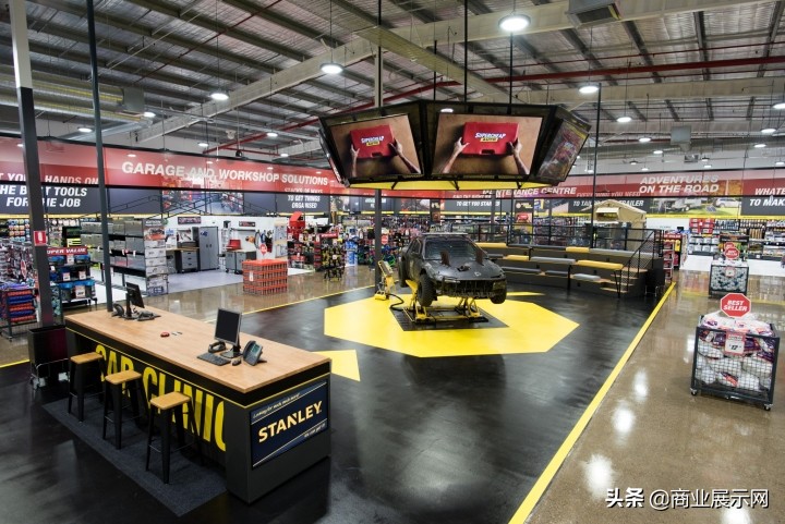 悉尼SupercheapAuto汽车用品旗舰店设计