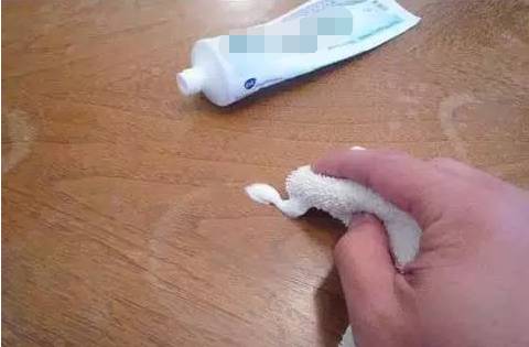 家具泛黄怎么办,白家具泛黄怎么处理