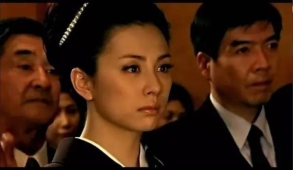 哪里有女人哪里就有宫斗，银座第一妈妈桑也不例外～聊聊女生创业