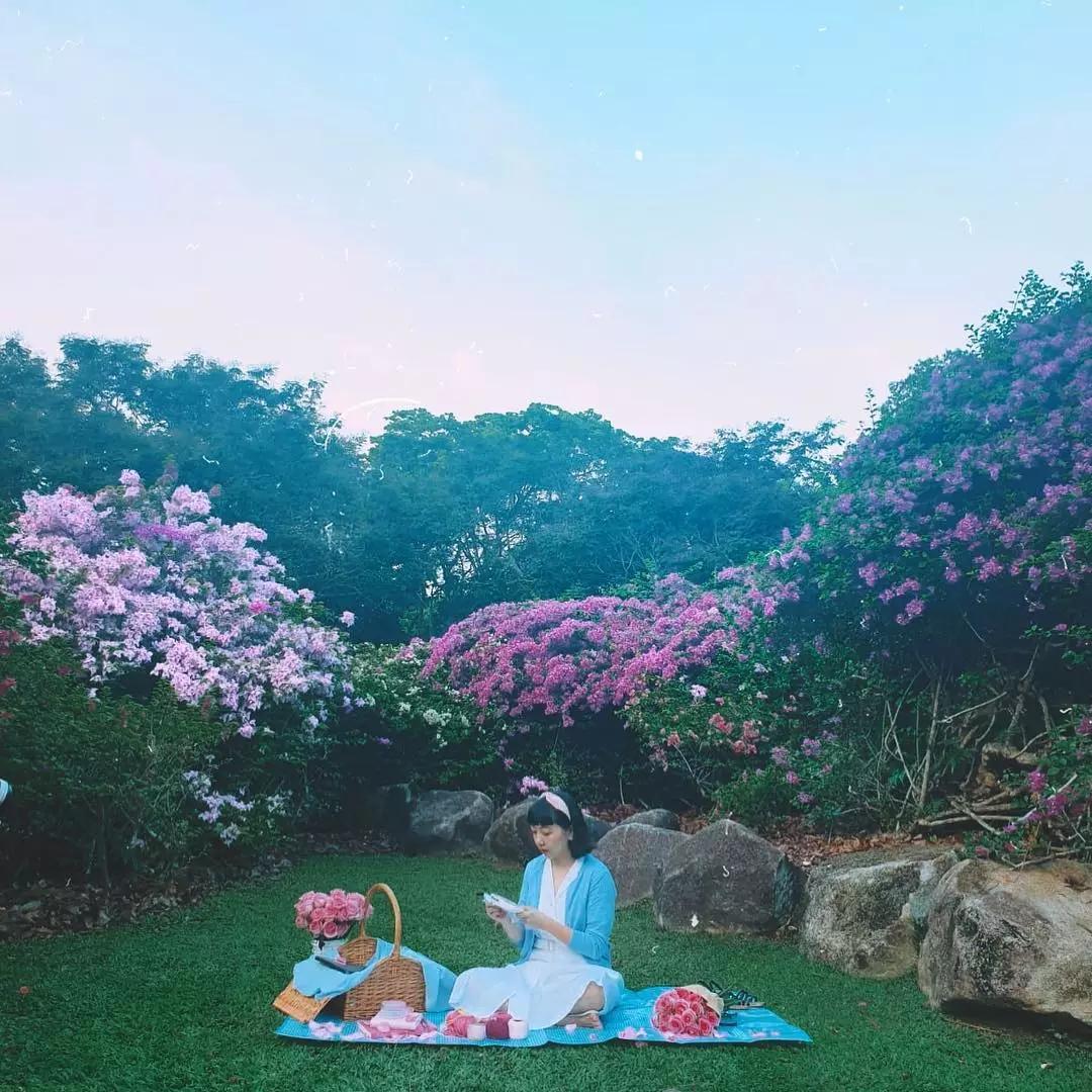新加坡姑娘用刺绣记录下旅途风景，连Gucci都找她合作！